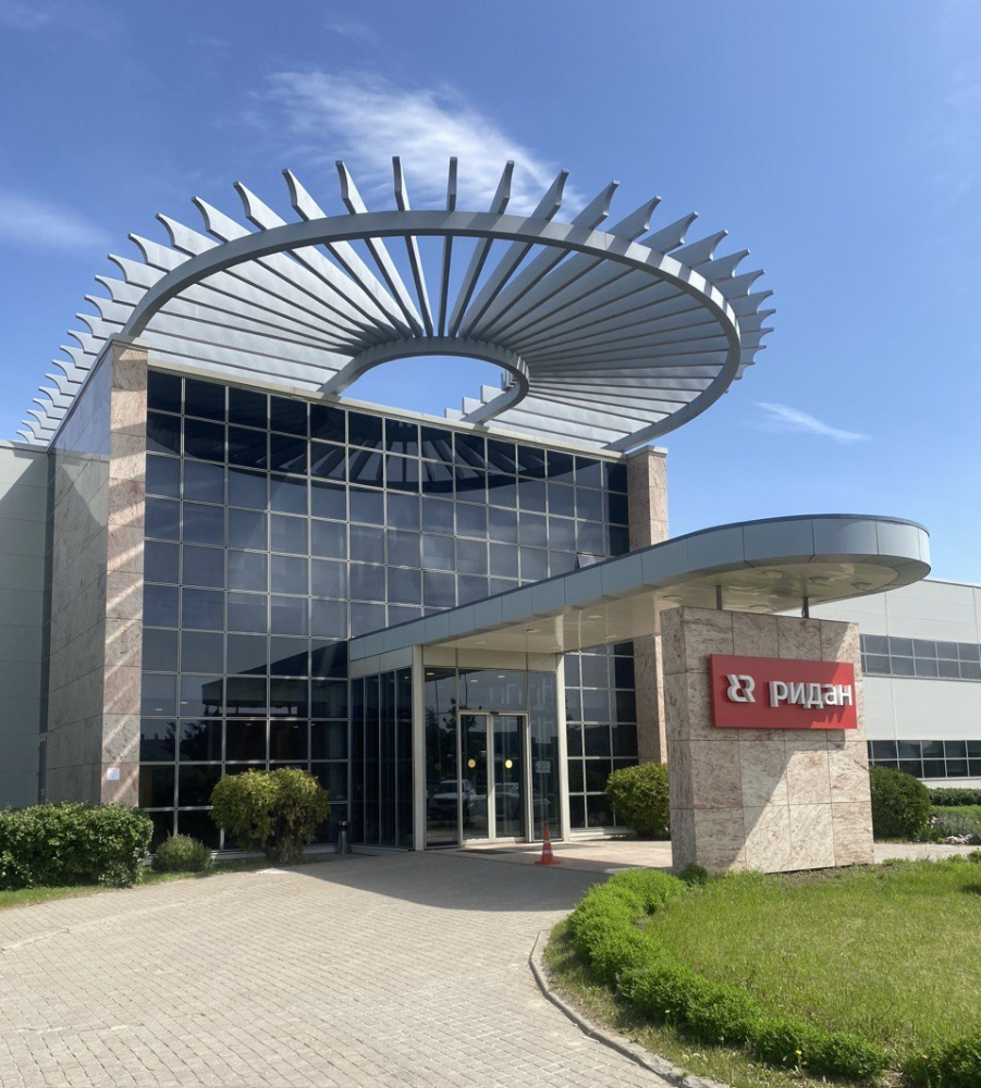 VEDA MC и АЭС-комплект: партнёрство, которое строит будущее частотных преобразователей в Беларуси